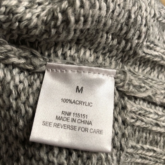 Romeo and Juliet R&J Sweater Dress - Picture 7 of 7